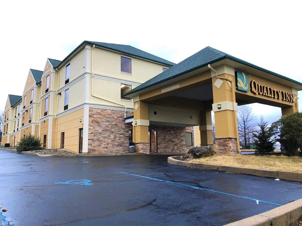 クオリティ イン ハケッツタウン ロング バレー Hackettstown エクステリア 写真